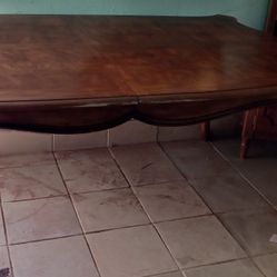 Dinning Table Handcrafted 