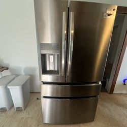 Fridge (Frigidaire Gallery)