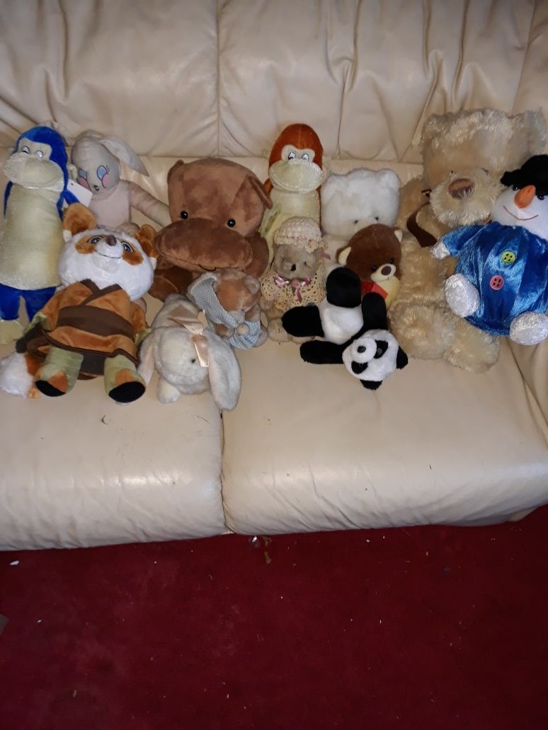 Stuffed Animals all $10 Cheap, Downsizing