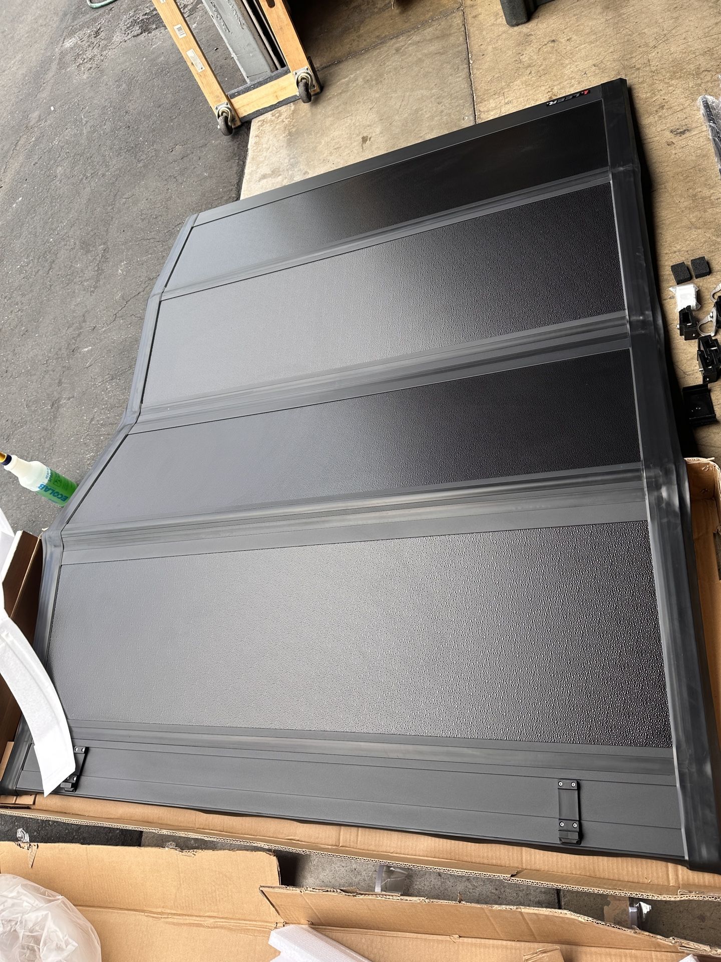 Leer 650320 Hard Quad-Fold Tonneau Cover For 20 to 26 Sierra Silverado 2(contact info removed) 6'9" Beds