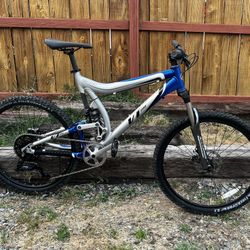 GIANT VT 1 mountain bike 