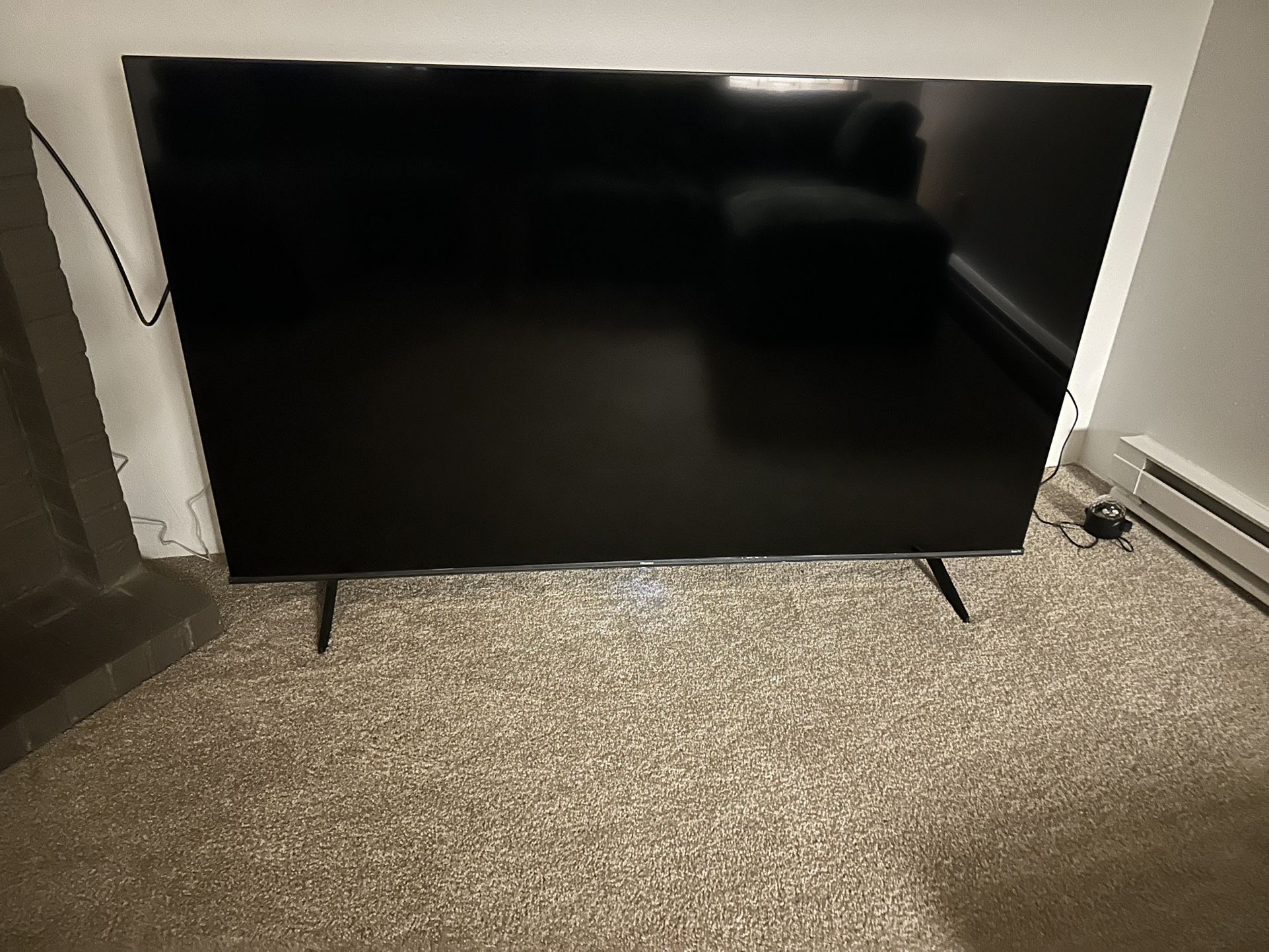 Hisense  Roku 75”