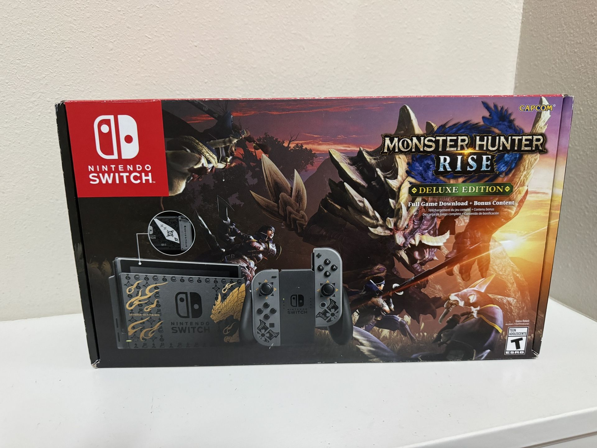 NEW Nintendo Switch Monster Hunter Rise Edition