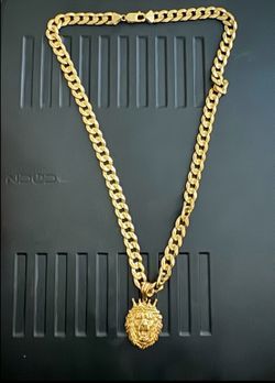 14 gold necklace. very good necklace .
