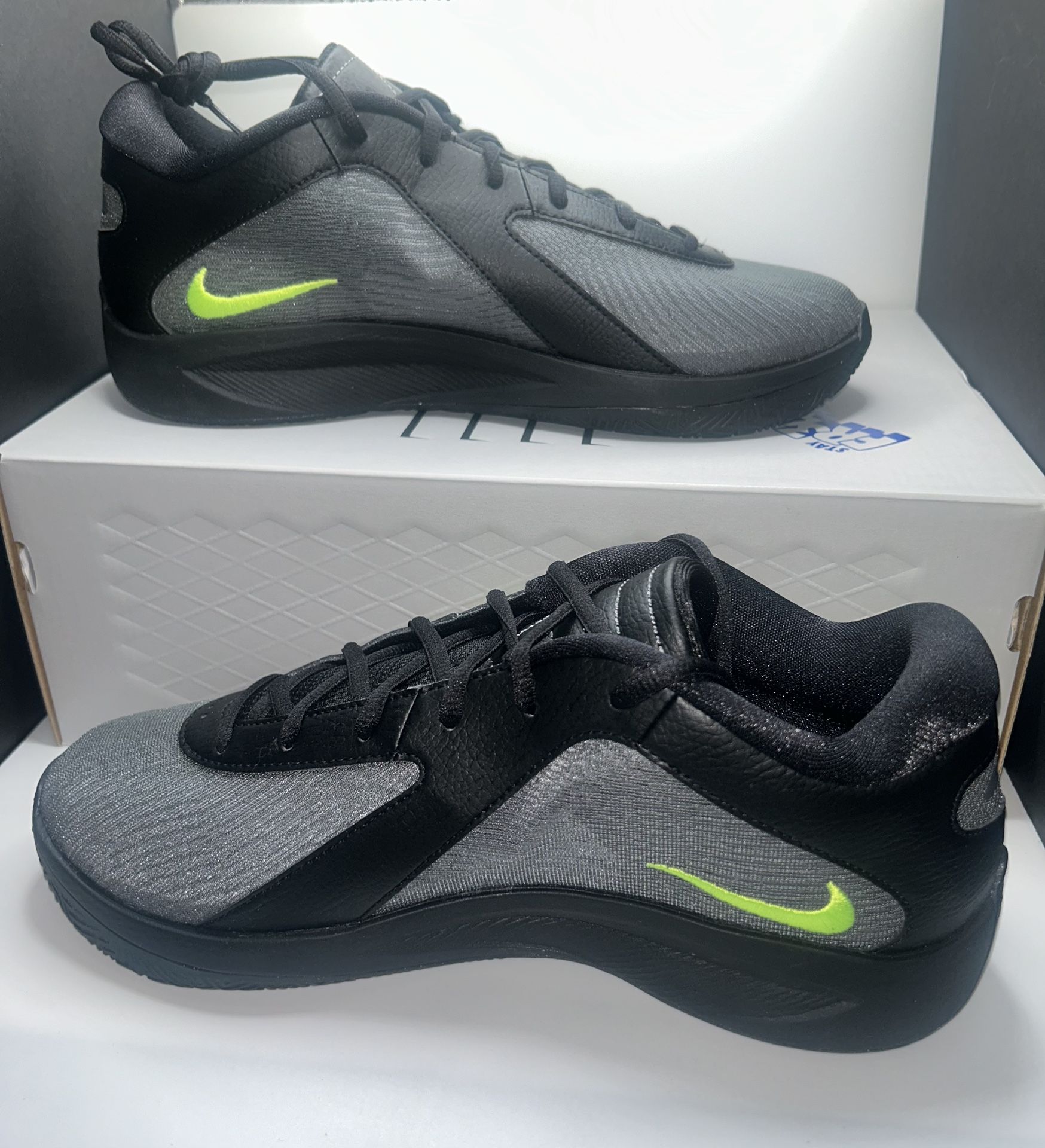 New Giannis Freak 6 Sizes 9,10,11 Black Volt Cool Grey SKU FJ7792-001