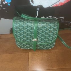 Crossbody 