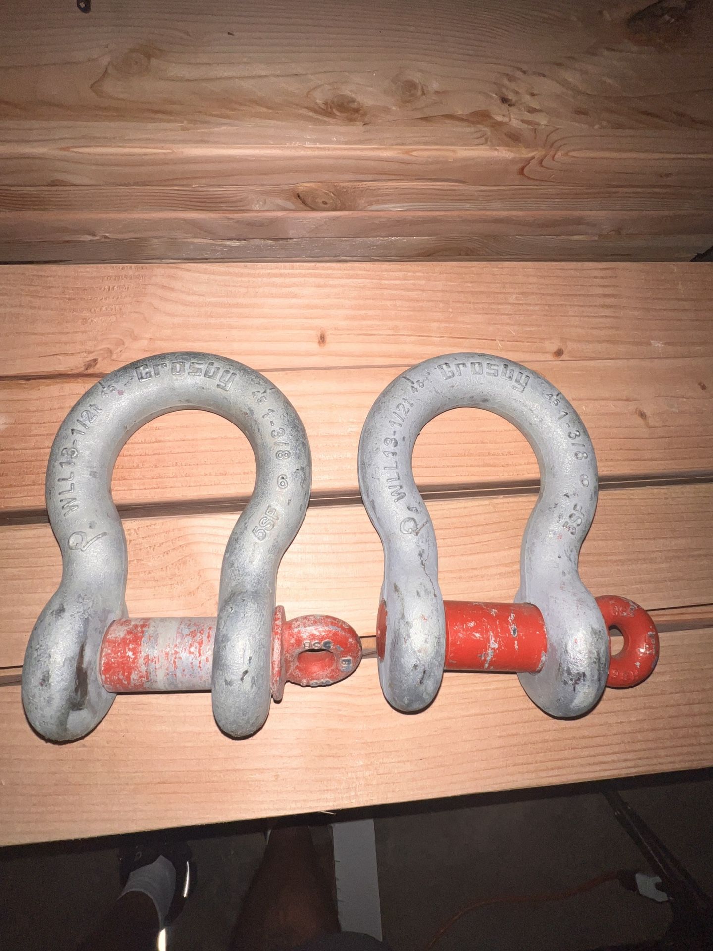 2-Crosby 13.5 Ton WLL Shackles (1 3/8β)