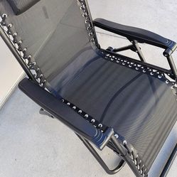 Brand New $40 Foldable Outdoor Patio Zero Gravity Recliner Lounge Chair, Adjustable Headrest, Textilene Mesh