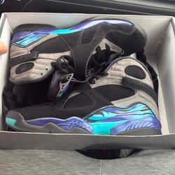 Aqua 8s size 8