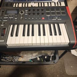 Impulse 25 Midi Keyboard