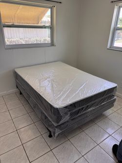 Full mattress with box spring (2pc set - new) NEW KING-QUEEN-FULL-TWIN SIZE SETS MATTRESS AND BOX SPRING 