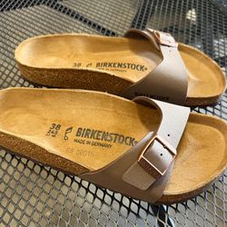 womens birkenstock size 38 7- 7.5