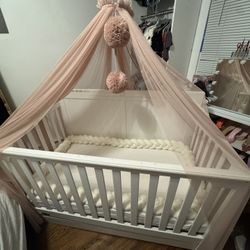 Graco Hadley 5-in-1 Convertible Crib with Drawer (White) - GREENGUARD Gold Certified, Crib with Drawer Combo, Full-Size Nursery Storage Drawer, Conver