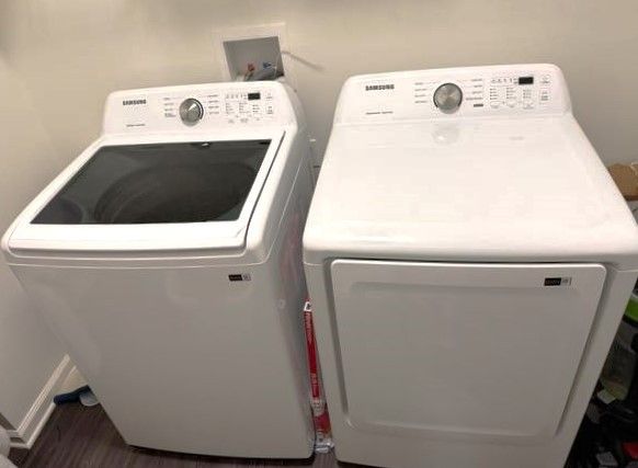 New Samsung Electric Washer and Dryer