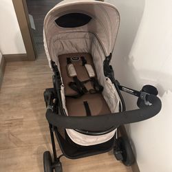 Evenflo Pivot Stroller/ Bassinet