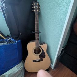 Yamaha Acoustic Guitar