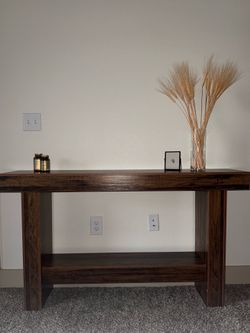 ENTRYWAY TABLE 55”
