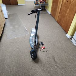 Razor E 300