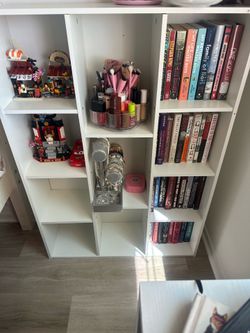 Shelves 11 cube