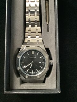 Men’s Luxury Watch Fully Adjustable For Perfect Fit  All Stainless Steel and Gorgeous