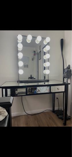 Impressions  vanity with light up mirror