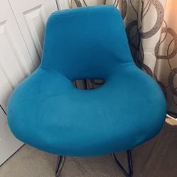 Fashion Comfortable New Chair 