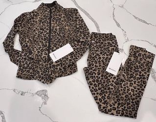 Lululemon cheetah print Jacket and pants Set size 2/4/6/8
