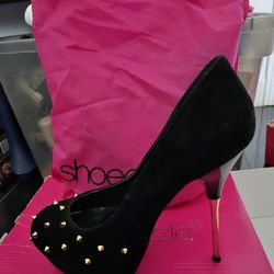 Black Healed Stiletto 