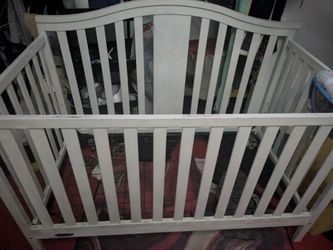 Graco baby crib