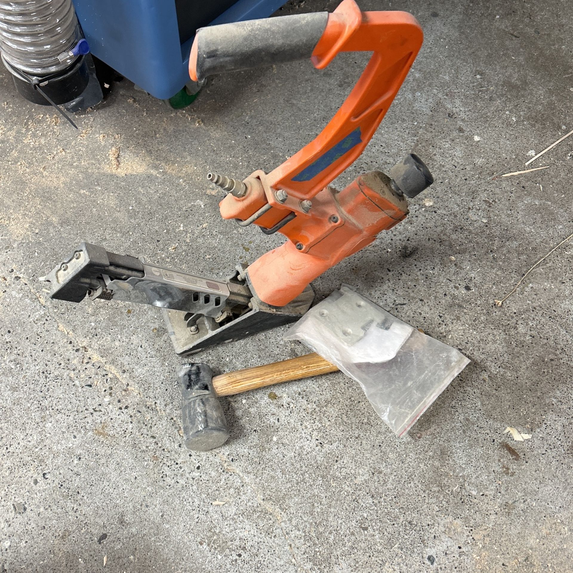 Flooring Nailer