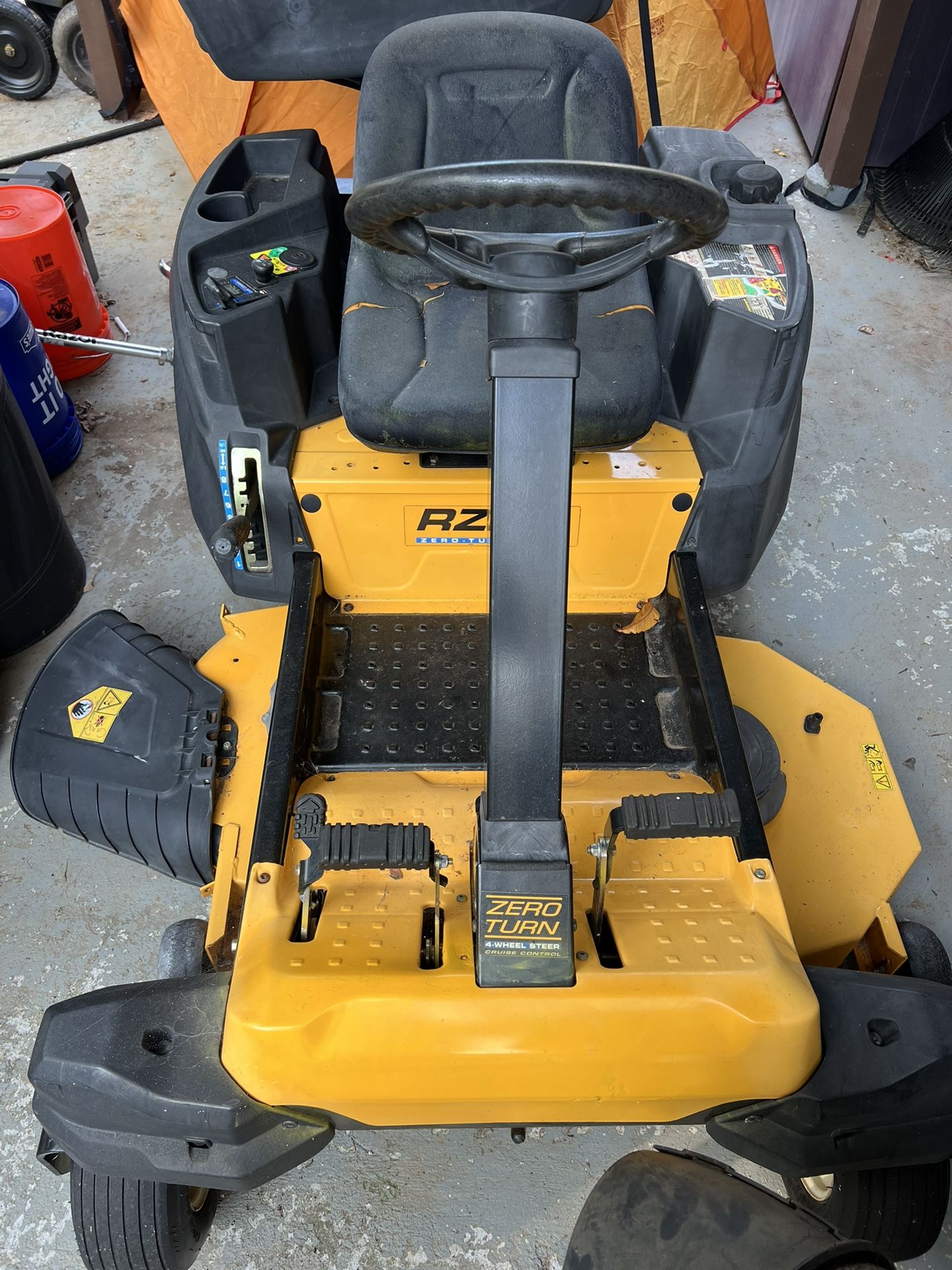 Cub Cadet Zero Turn Lawn Mower - RZTS 46 FAB