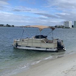 Pontoon Boat