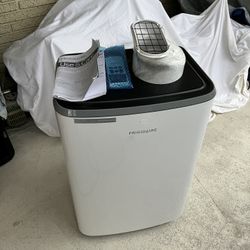 Frigidaire Air Conditioner Ac Works Great No Exhaust Hose