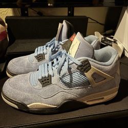 Jordan 4 Unc