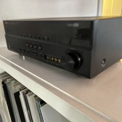 Yamaha Model RX - V371 AV Receiver 