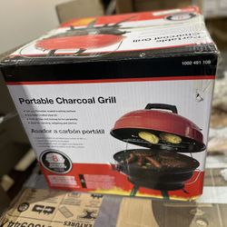 SaleSumo 14 in. Portable Charcoal Grill in Red