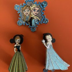 Disney Frozen Pin Collection Set 