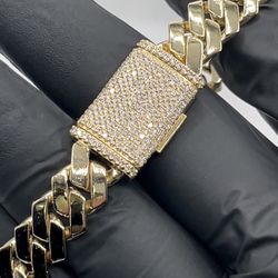 14K Diamond Cuban Bracelet
