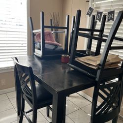 Black Dining Room Table With 4 Chairs