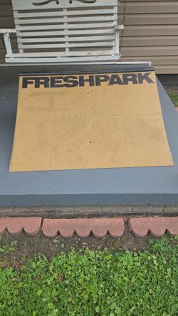 FreshPark Collapsable Metal Skateboard/Bike Ramp