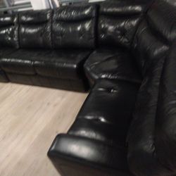 SECTIONAL GENUINE LEATHER RECLINER ELECTRIC BLACK COLOR... DELIVERY SERVICE AVAILABLE ✅🚚💥