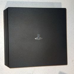 PS4 Pro + Games & Accesories