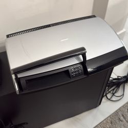 Bose AV 38 Media Center With Subwoofer
