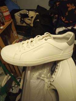 Tommy Hilfiger shoes size 10