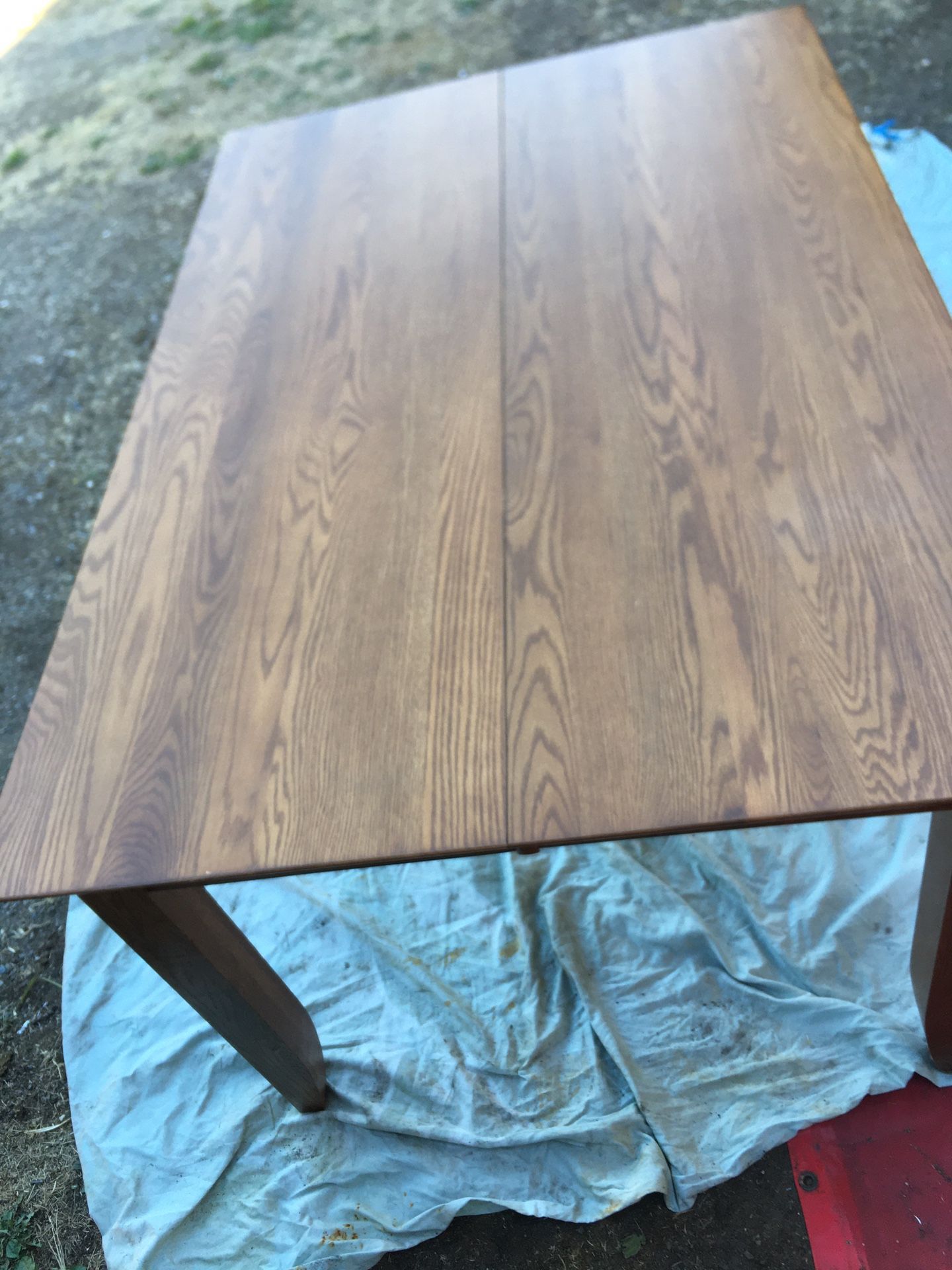 This is a unique all oak table built in Canada extends up to 8 feet 8 x 5 looking for a home with a big dining room that prepares and get the four bap