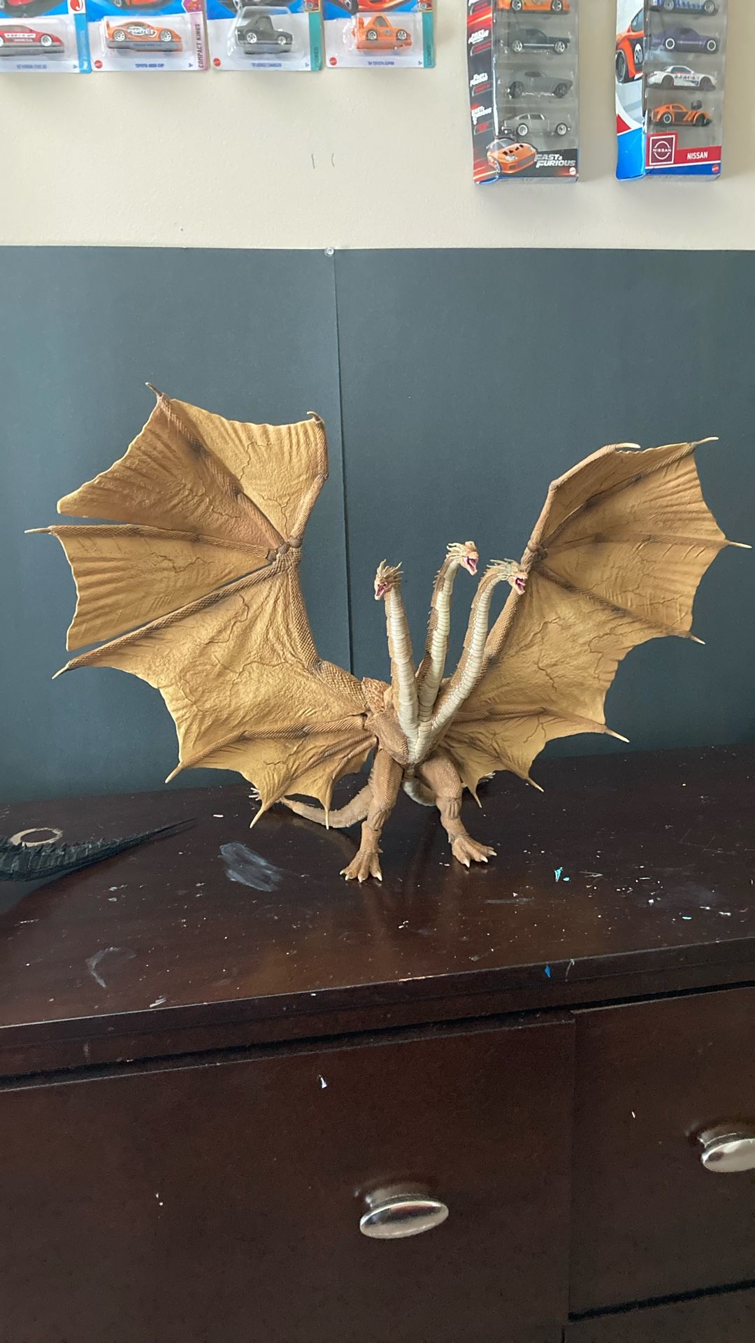 Hiya Toys King Ghidorah Cash Or Trade