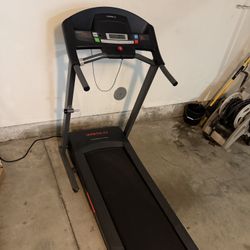 Weslo Cadence G 5.9 Treadmill – Space Saver – Great Condition – $100