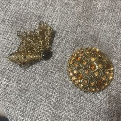Vintage Brooches 