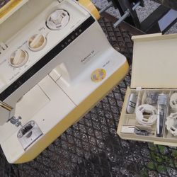 Futura2 Antique Sewing Machine Needs Foot Pedal