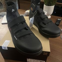 Brand New Adidas Freerider Pro Mid VCS Bicycle Shoes Never Worn Box Included Sneakers 11 1/2 Mens Us Women’s 12 1/2 F 46 UK 11